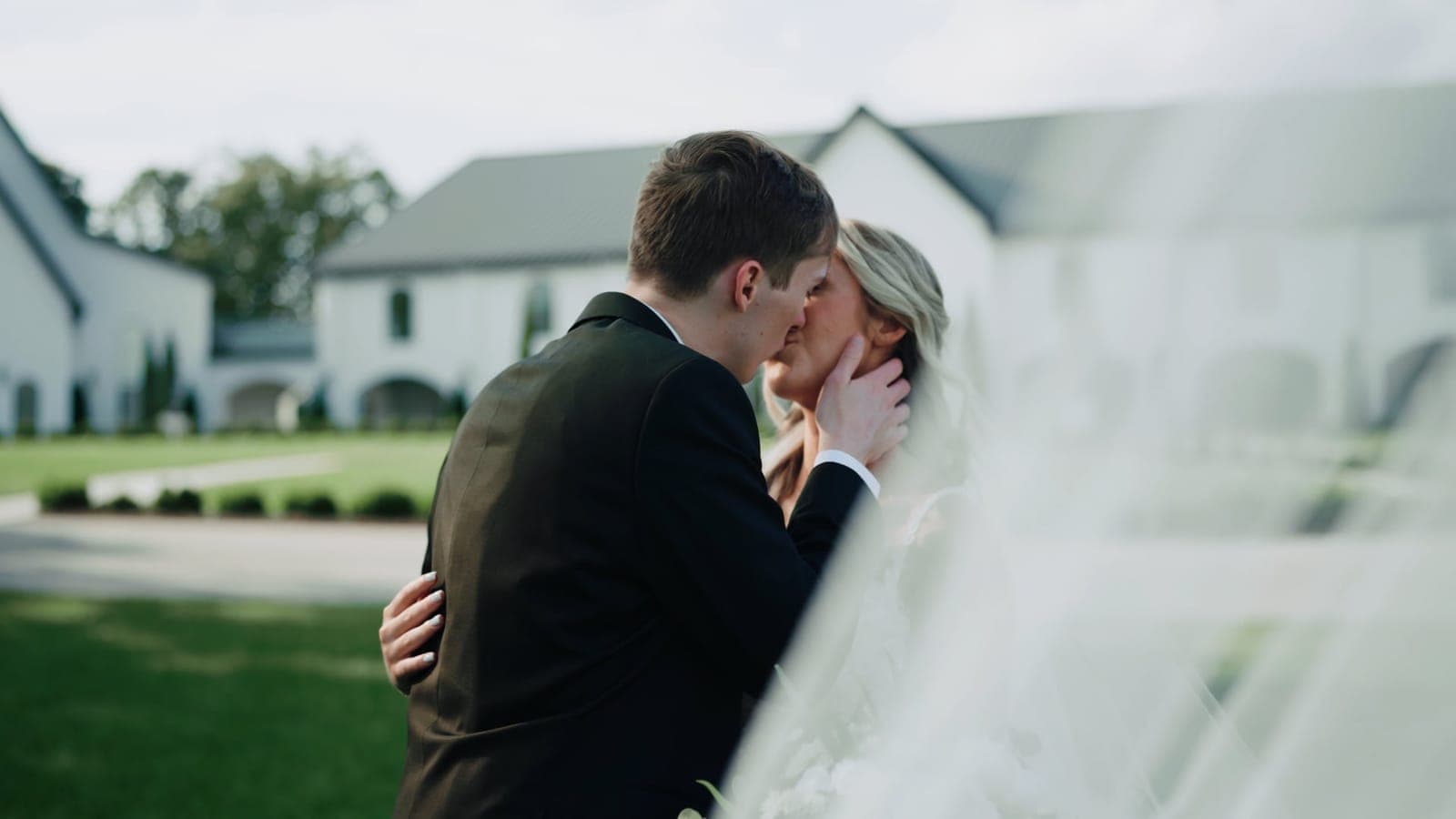 Kristin and Jabin at The Grand at Willow Springs